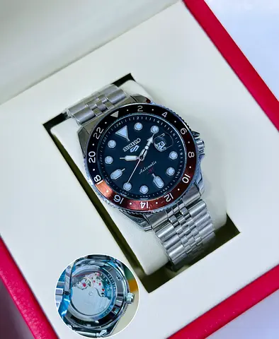 Seiko GMT mens metaquartz watch