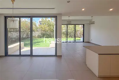 Well Maintained | Vacant Now | Multiple Cheques