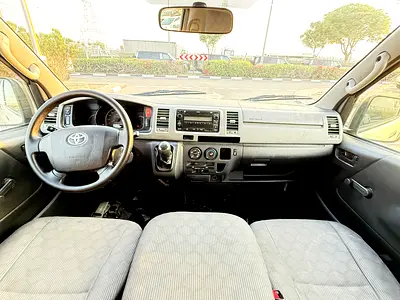 2012 Toyota HIACE 缩略图 12