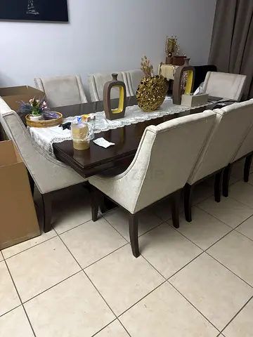 Modern Dining Table with Upholstered Chairs