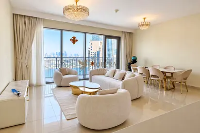 شقة فاخرة 3BR | إطلالة بحرية | جاهزة للسكن