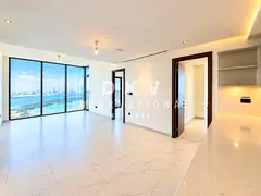 Panoramic, Wildlife Sanctuary View | High Floor
