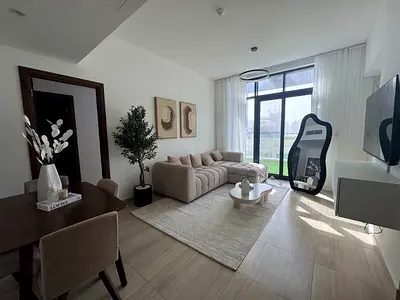 Best Upgraded Unit I Rented I Huge Balcony