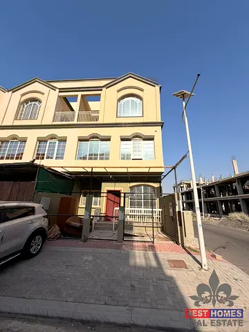 Empty Corner Town house Villa 3 Bedrooms in Ajman Uptown for Sale