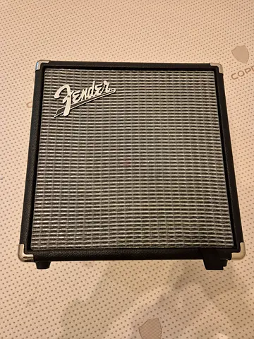 Fender Rumble 15 Bass Amp, suitable for Electric Guitar - Portable Practice Amp