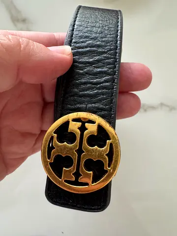 Tory Burch reversible Black/ Brown leather belt with gold buckle - good condition