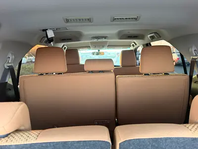 2016 Toyota FORTUNER photo 6