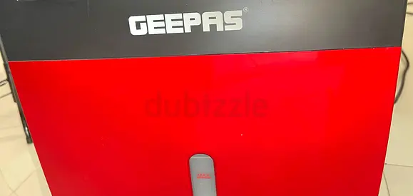 Geepas Red floor fan with remote (very Good Condition)
