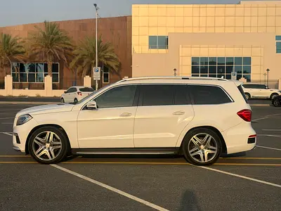 2015 Mercedes-Benz GL-Class GL 500 4MATIC GCC Specs