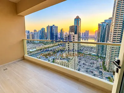 Luxurious 2BHK || Balcony || Gym And Pool || Free Parking || Prime Location