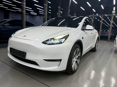 2023 Tesla Model Y Long Range GCC Specs under warranty, zero Downpayment