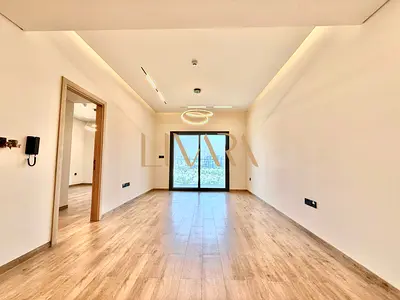 Flexible Cheques | Closed Kitchen | Rare Layout