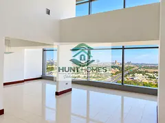 3BR Duplex |Double Heights Living | Prime Location