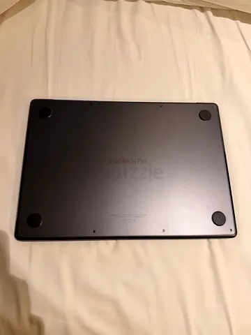MacBook M3 Pro — used, space gray