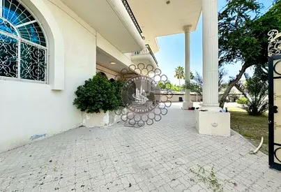 Spacious Villa | Residential - Commercial | Vacant