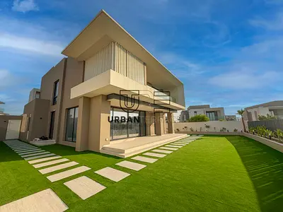 Landscaped | Negotiable | Multiple Cheques | Park & Marina Skyline View