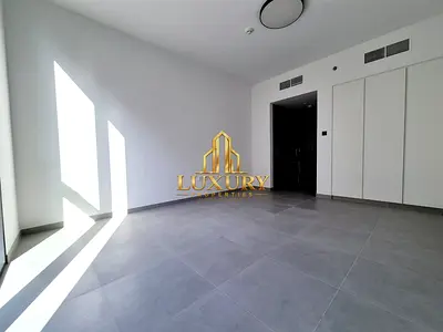 استوديو مميز للإيجار السنوي في تيراز الجادة | تصميم عصري وسعر مناسب