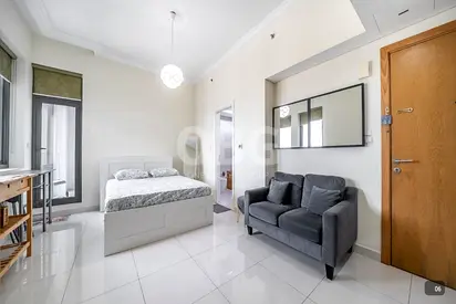 12 Cheques | Fully Furnished | Vacant