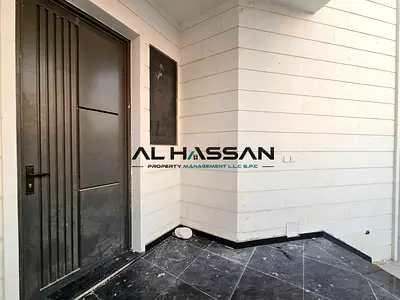 Private Entrance 3 Bedroom | Hall | Maidroom | Balcony