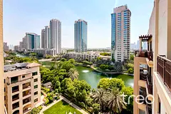 Stunning Lake View | Vacant | High Floor
