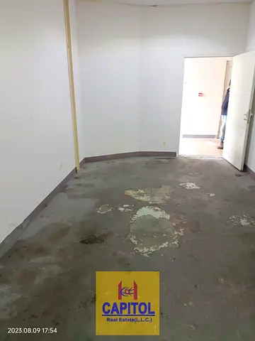 SMALL GROUND FLOOR STORAGE UNIT FOR RENT - ONLY 1 LEFT !
