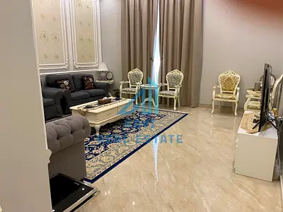 5 BEDROOM VILLA IN Very Good LOCATION