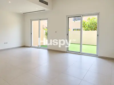Townhouse for Rent in Amaranta 2