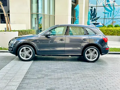 2011 AUDI Q5 — фото 4
