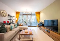 Large Terrace | Pool Access | Vacant On Transfer