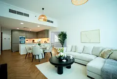 Top Floor | Corner Unit | Near Metro | Vacant Soon