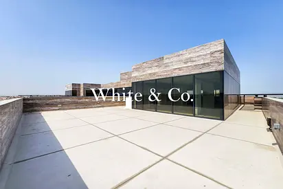 BRAND NEW | ROOFTOP OFFICE | WITH TERRACE