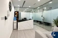 Fitted Office | 5 Parking Spaces