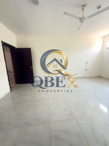 سكن للموظفين للإيجار | 12 ساكنًا | أم القيوين