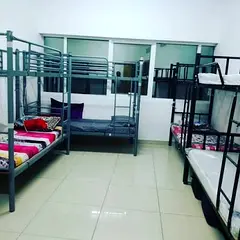 BED SPACE FOR EXECUTIVE BACHELORS @ 300/M(All Included)