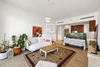 Prestige High Floor Residence | Panoramic Sea View