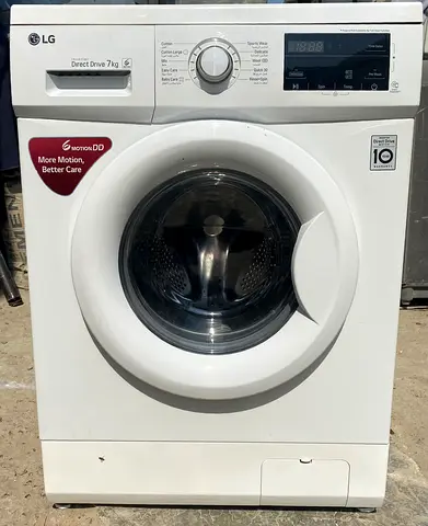 LG washing machine 7 kg Available