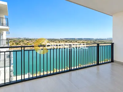 High Floor | Canal View | Spacious Studio