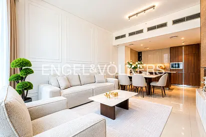 Luxurious | Upgraded | Bright & Spacious
