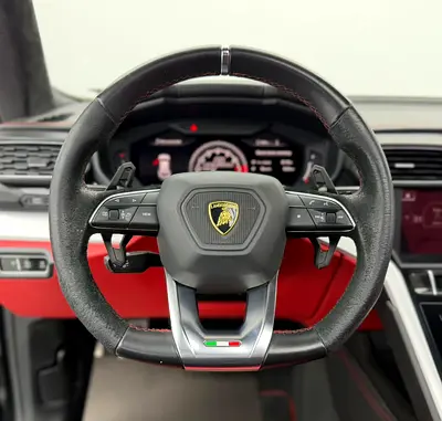 صورة 7 لـ 2019 Lamborghini URUS