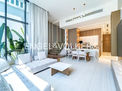 Luxury Living | Private Pool | Lift | Vacant