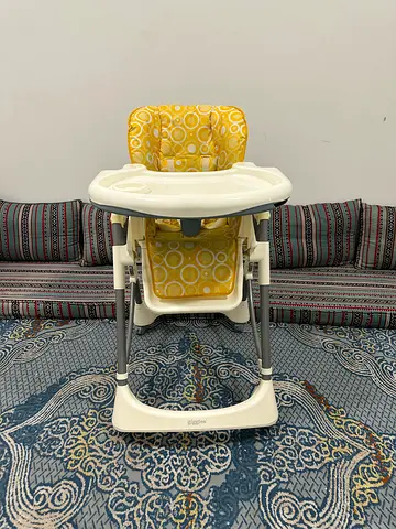 Giggles Foldable Baby Highchair with Double Tray & Storage Basket – AED 100