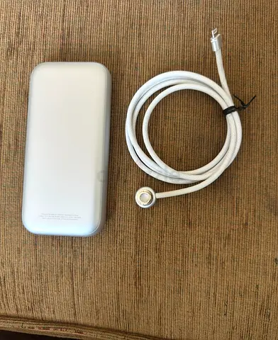 Apple Vision Pro Battery