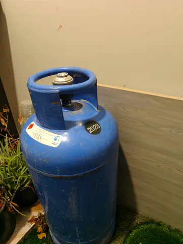 Blue Adnoc Gas cylinder medium