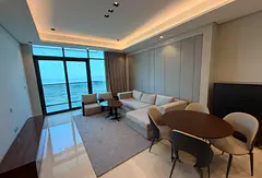 AVAILABLE I MID FLOOR I FURNISHED I BUSINESS BAY