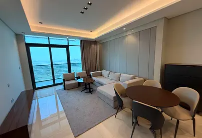 AVAILABLE I MID FLOOR I FURNISHED I BUSINESS BAY