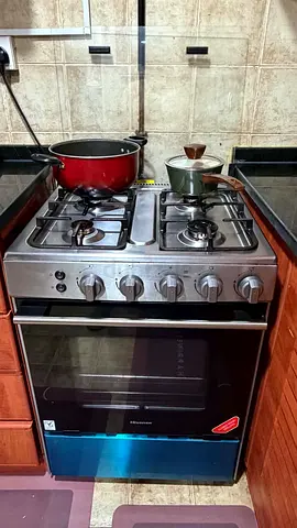 Hisense 4 burner gas stove