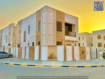 An exceptional opportunity in a strategic location near the Azha complex: a corner villa featuring custom finishes and an attractive price.