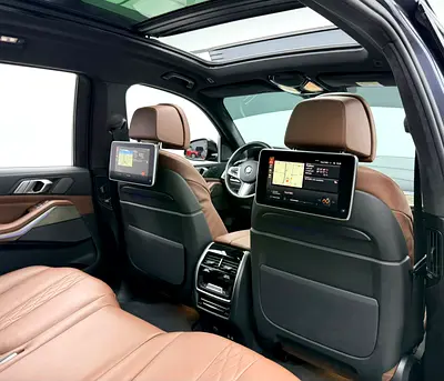 2020 BMW X7 — миниатюра 17