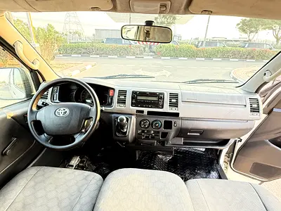 2012 Toyota HIACE 缩略图 11