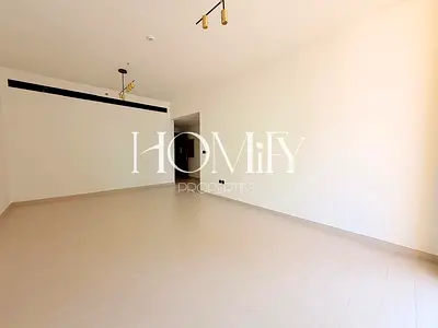 CLOSED KITCHEN | BRIGHT AND AIRY LAYOUT | PREMIUM